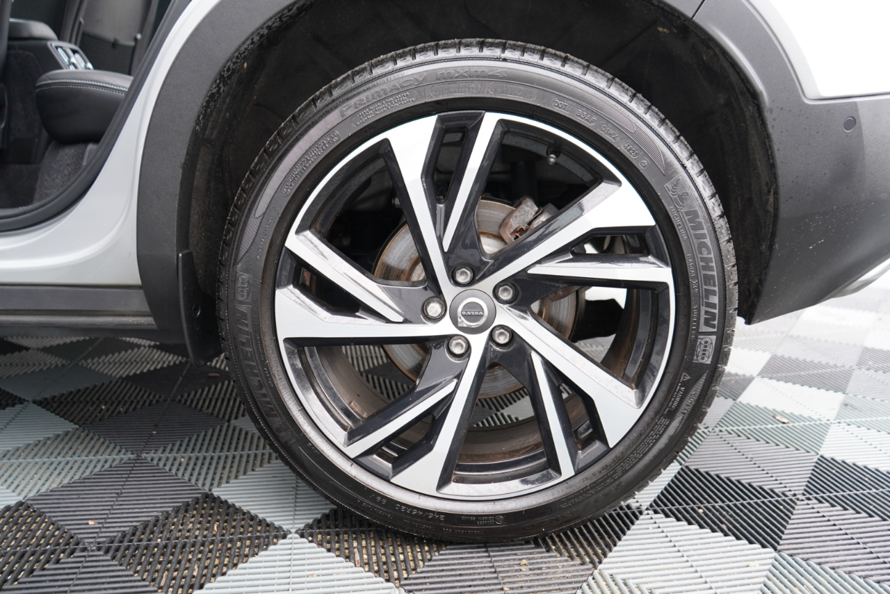 Volvo XC40 T5 AWD R-Design 2019