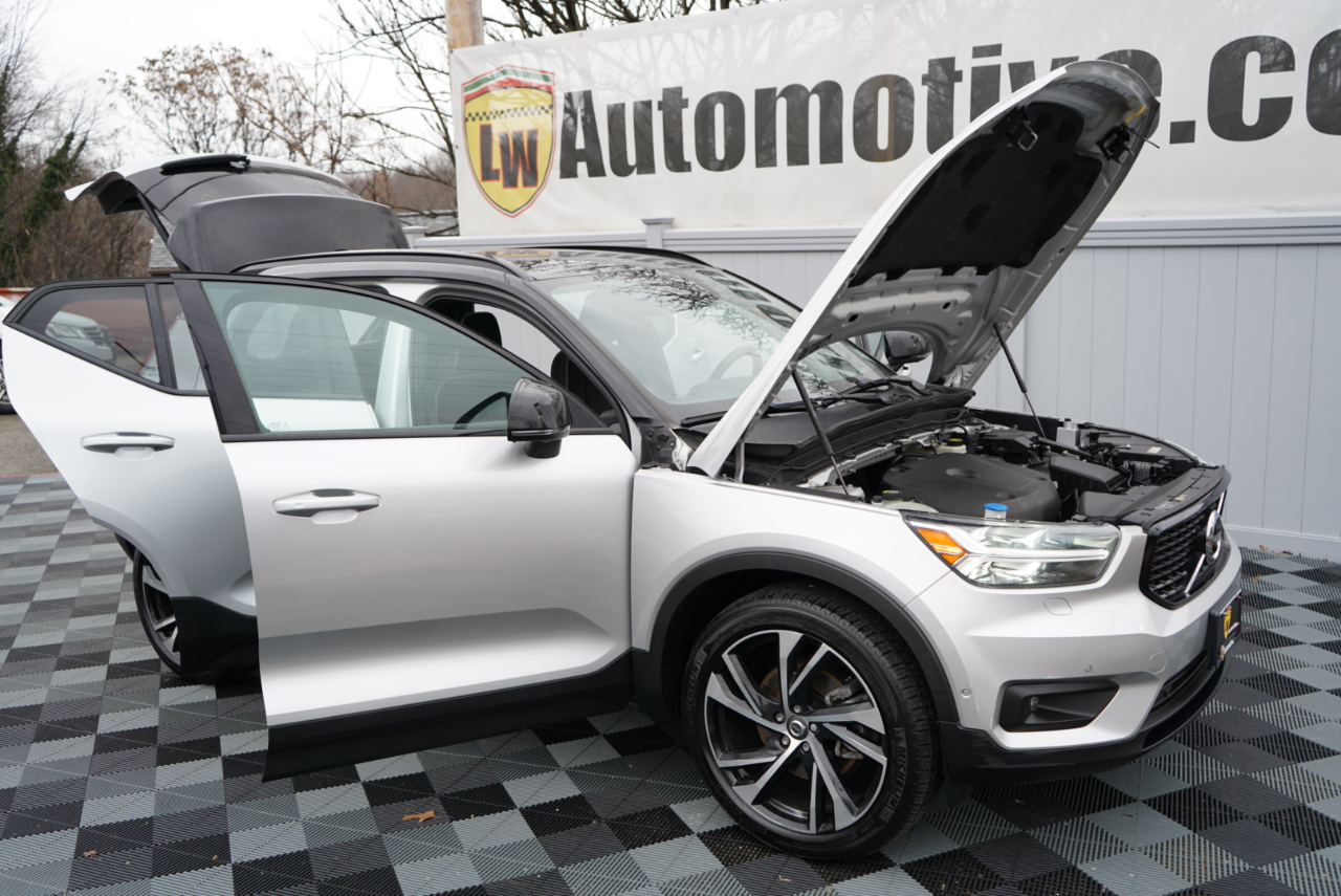 Volvo XC40 T5 AWD R-Design 2019