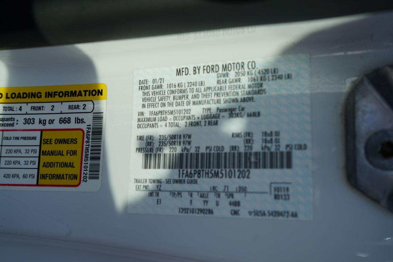 Ford Mustang EcoBoost Fastback 2021