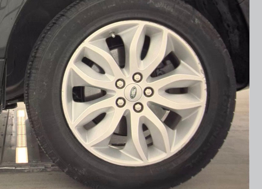 Land Rover LR2 AWD 4dr 2013