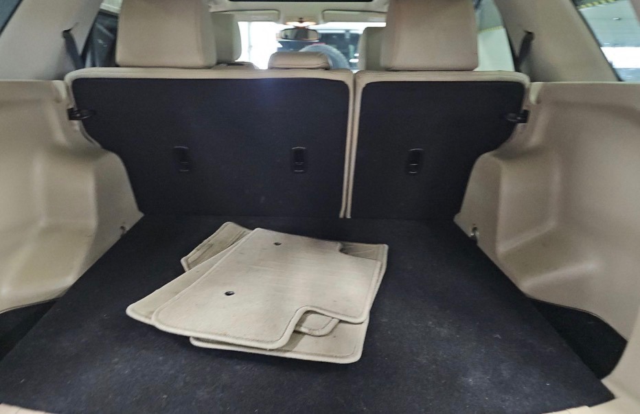 Land Rover LR2 AWD 4dr 2013