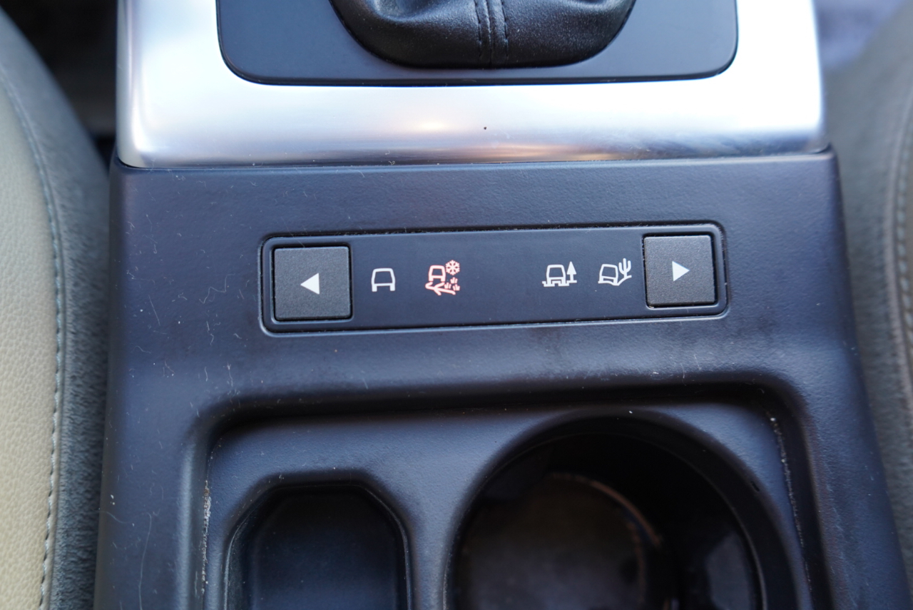 Land Rover LR2 AWD 4dr 2013