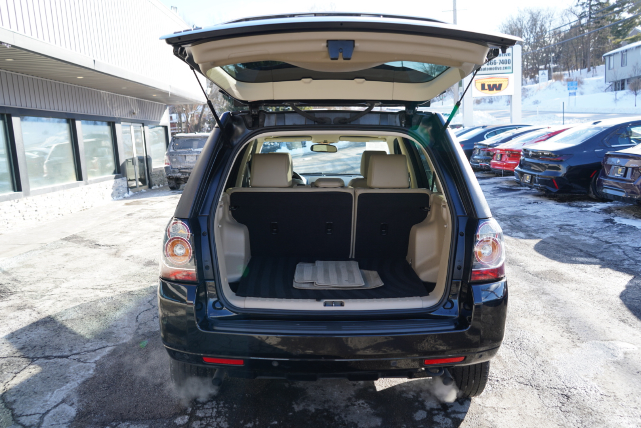 Land Rover LR2 AWD 4dr 2013