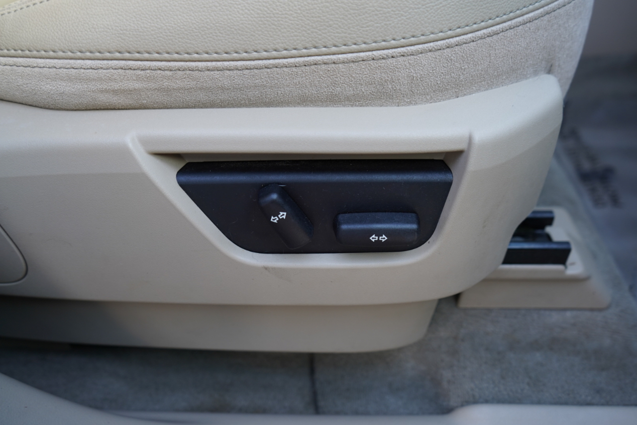 Land Rover LR2 AWD 4dr 2013