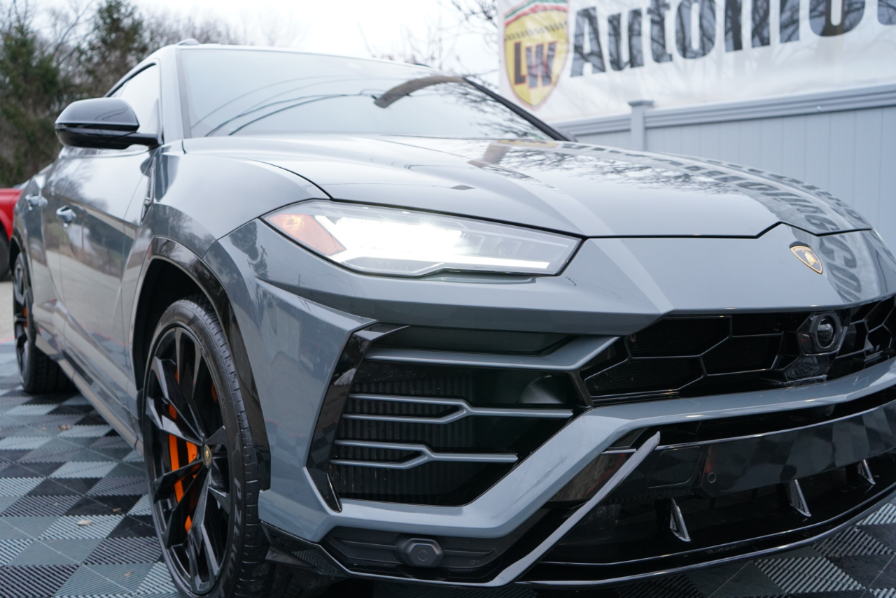 Lamborghini Urus AWD 2021