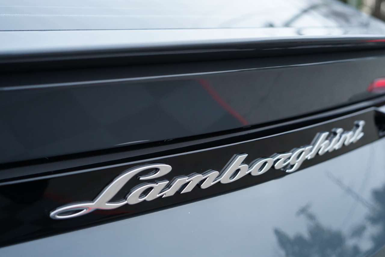 Lamborghini Urus AWD 2021