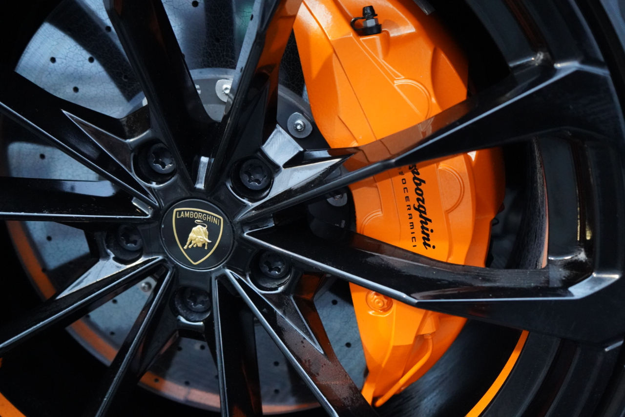 Lamborghini Urus AWD 2021