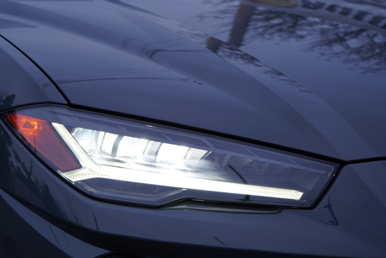 Lamborghini Urus AWD 2021