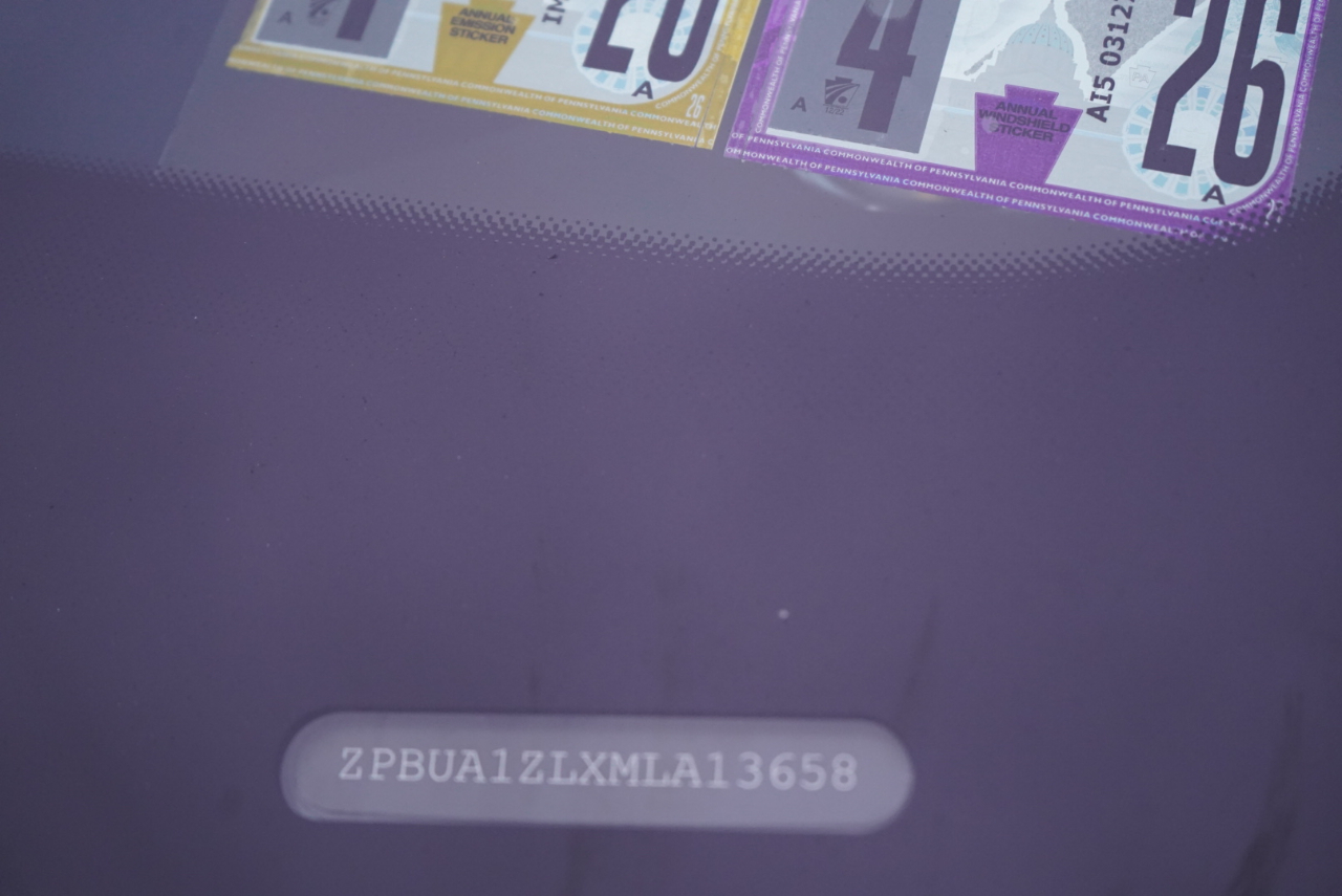 Lamborghini Urus AWD 2021