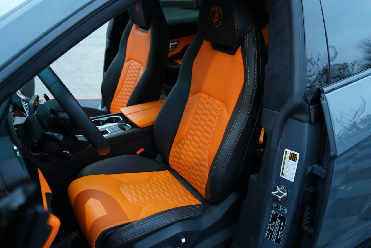 Lamborghini Urus AWD 2021