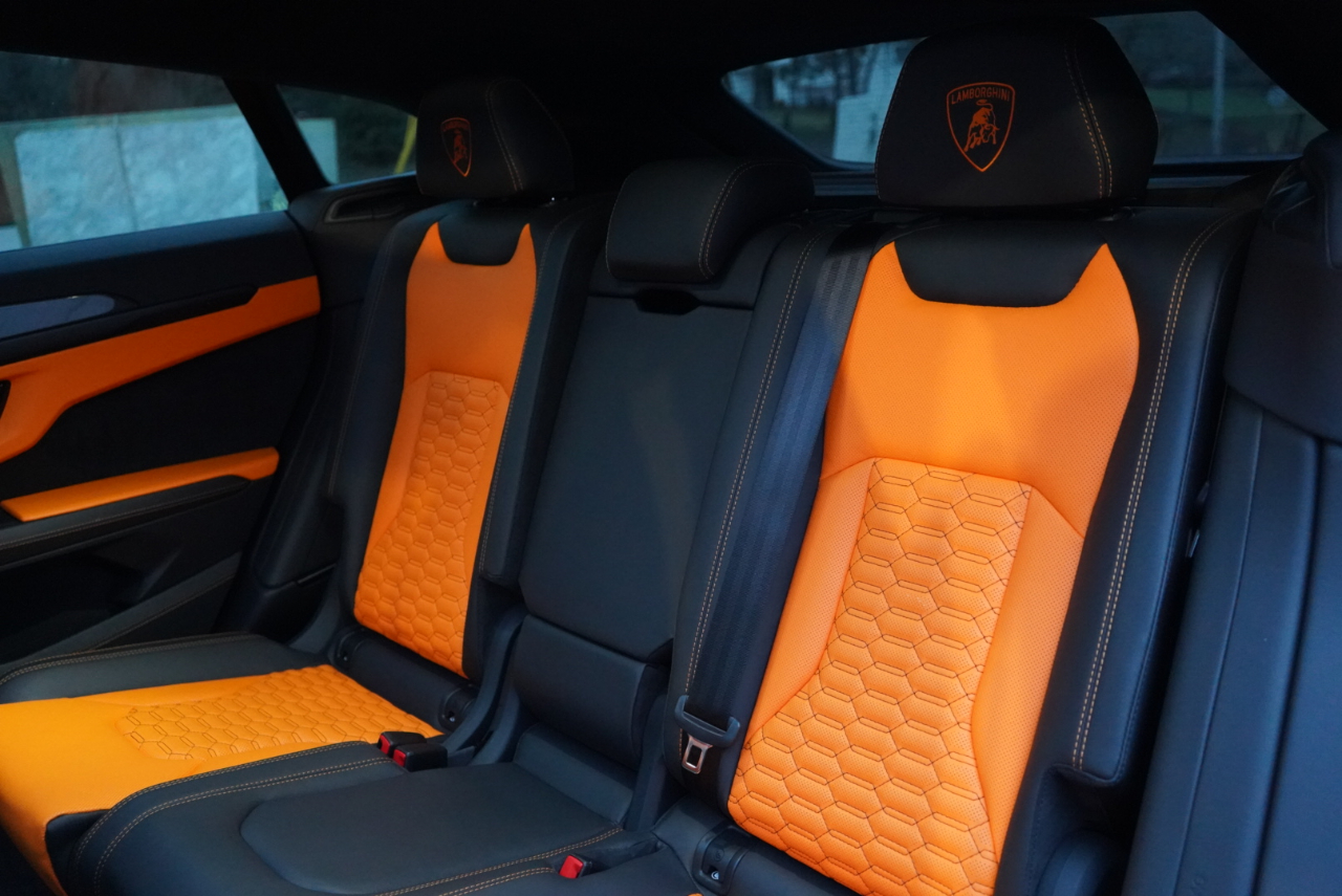 Lamborghini Urus AWD 2021