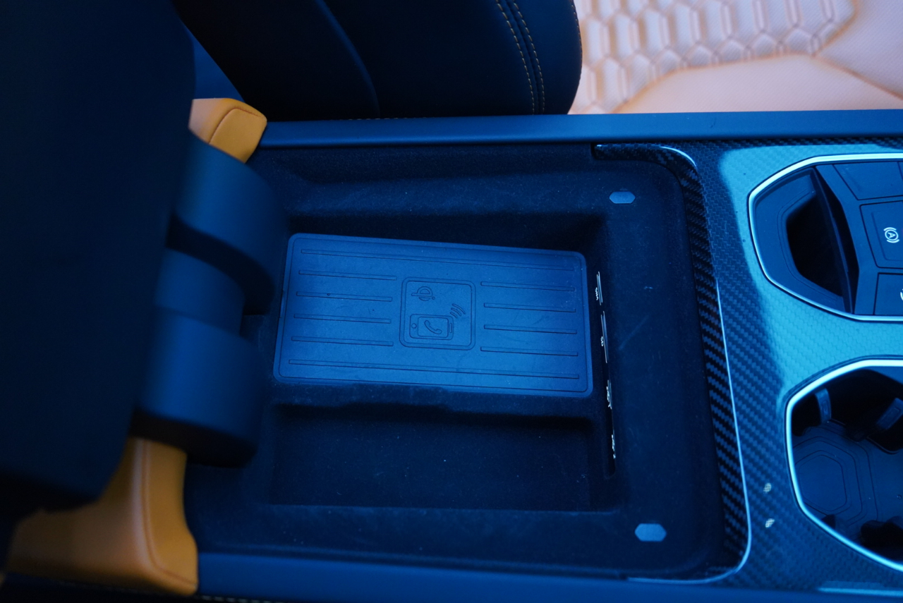 Lamborghini Urus AWD 2021