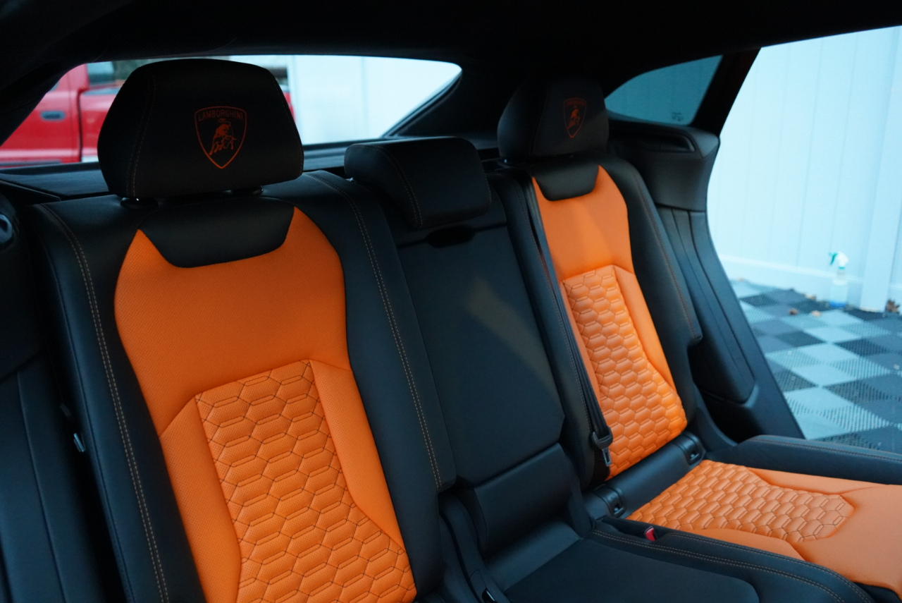 Lamborghini Urus AWD 2021