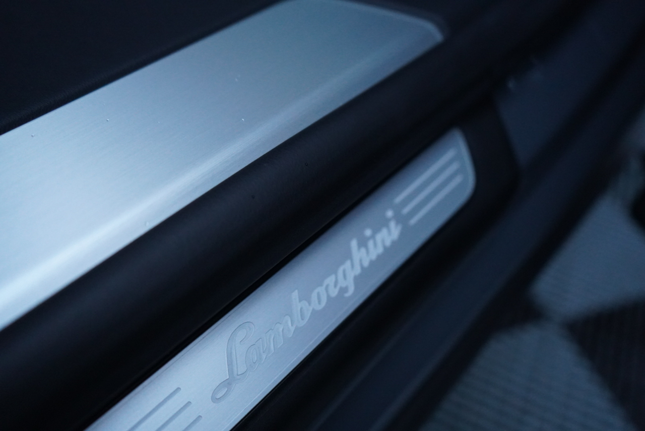 Lamborghini Urus AWD 2021