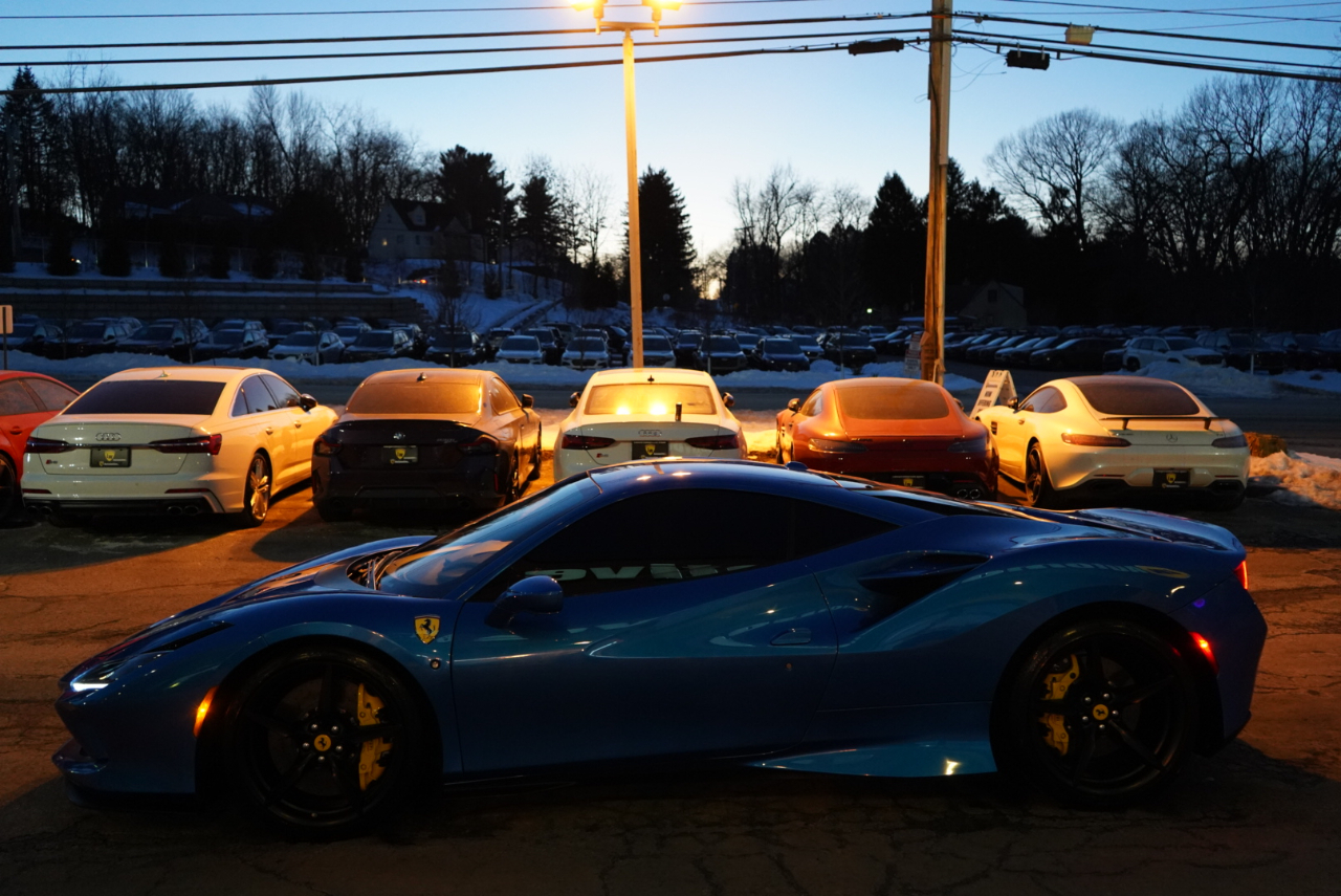 Ferrari F8 Tributo Coupe 2021