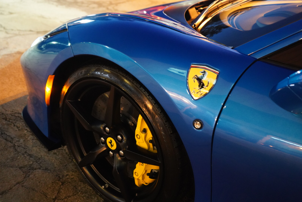 Ferrari F8 Tributo Coupe 2021