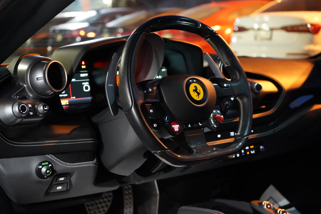 Ferrari F8 Tributo Coupe 2021