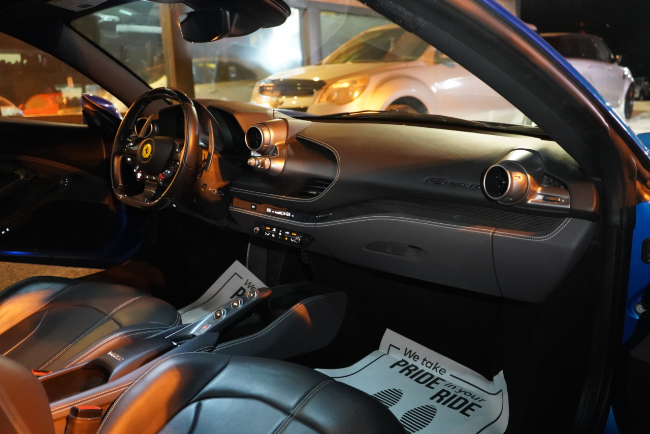 Ferrari F8 Tributo Coupe 2021