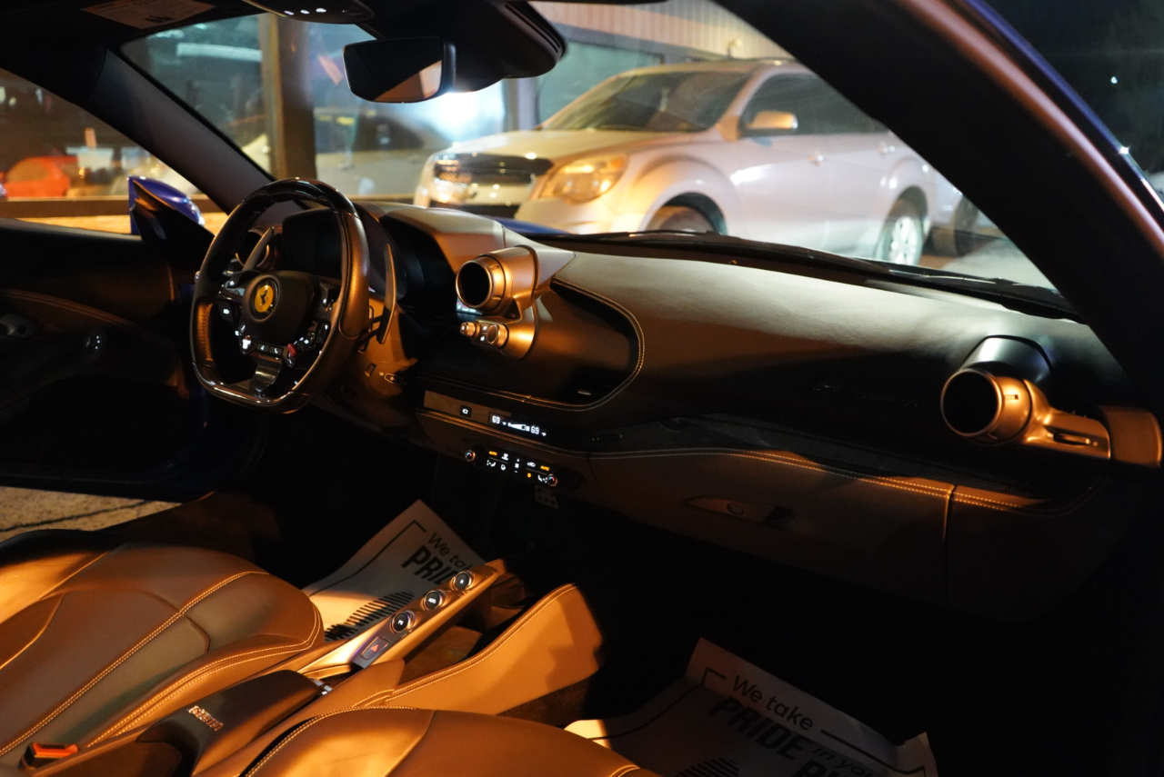 Ferrari F8 Tributo Coupe 2021