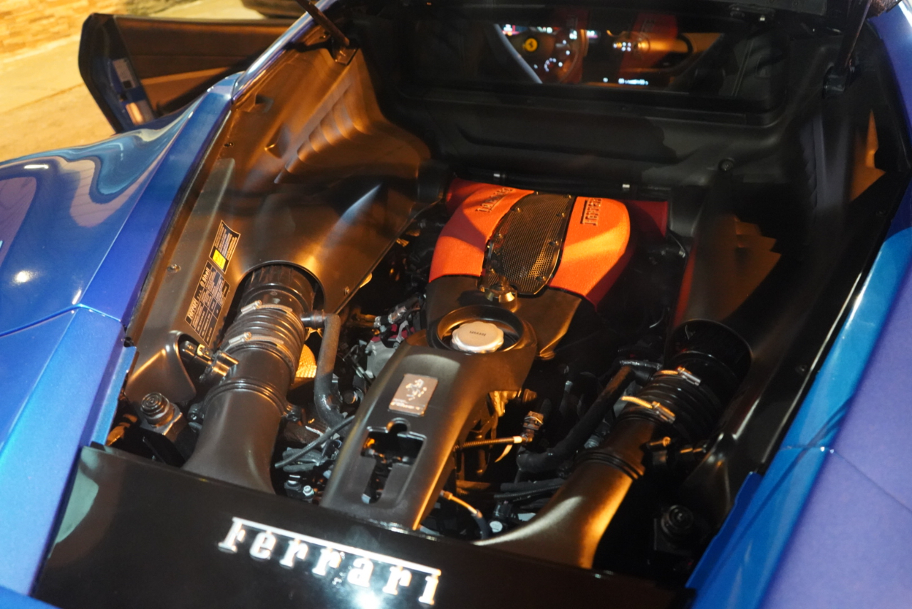 Ferrari F8 Tributo Coupe 2021