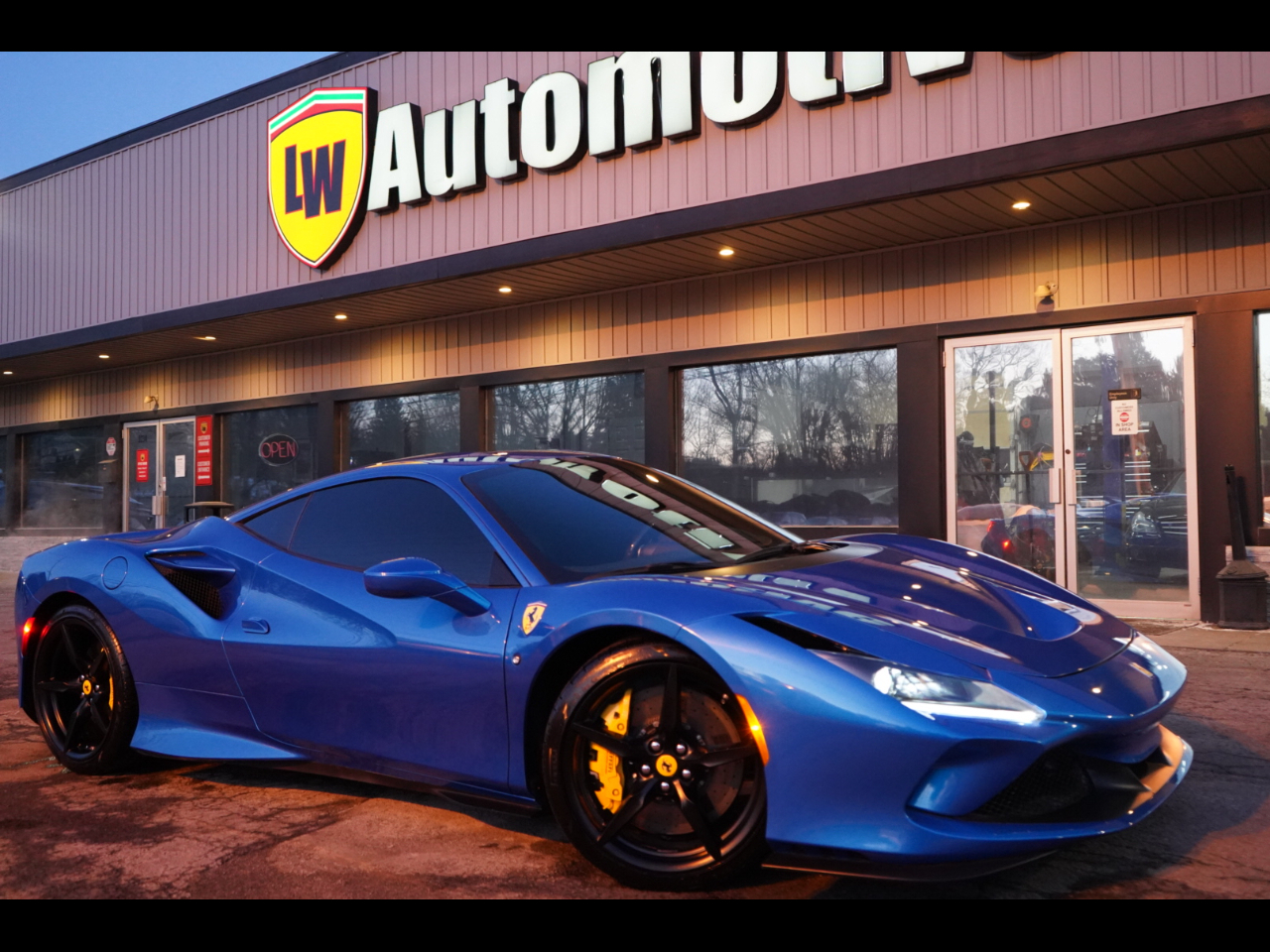 Ferrari F8 Tributo Coupe 2021