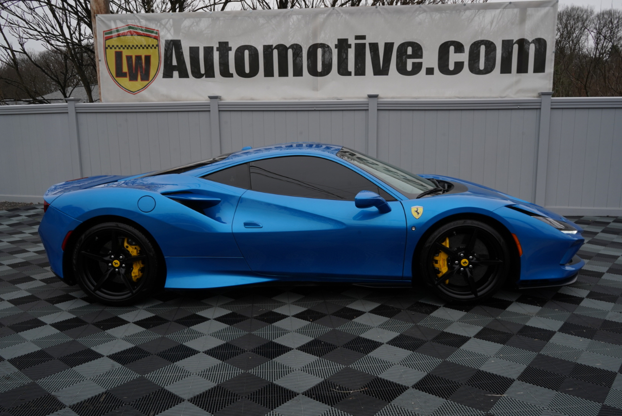 Ferrari F8 Tributo Coupe 2021