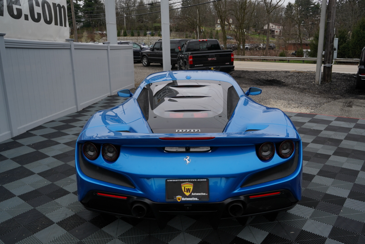 Ferrari F8 Tributo Coupe 2021