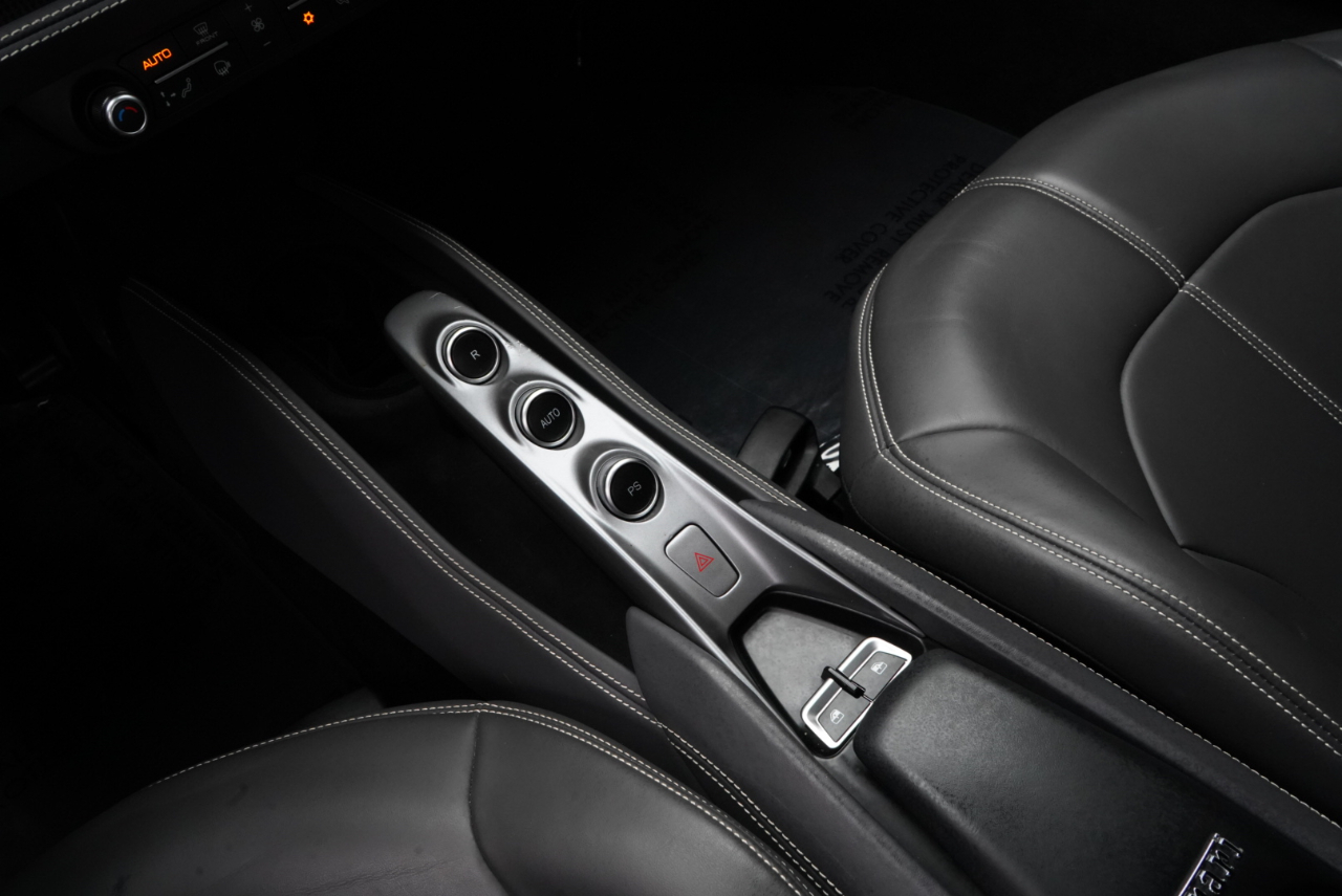 Ferrari F8 Tributo Coupe 2021