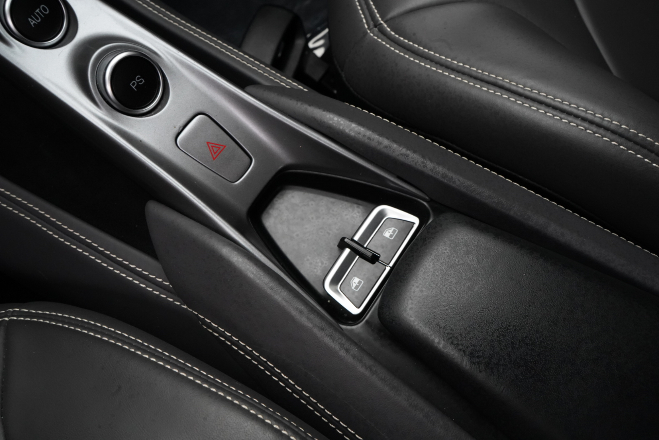 Ferrari F8 Tributo Coupe 2021