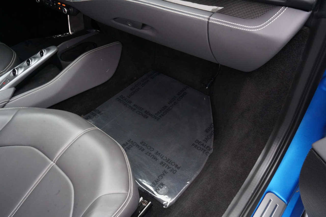 Ferrari F8 Tributo Coupe 2021