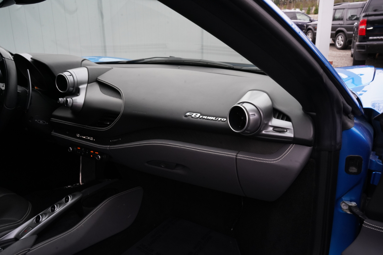 Ferrari F8 Tributo Coupe 2021