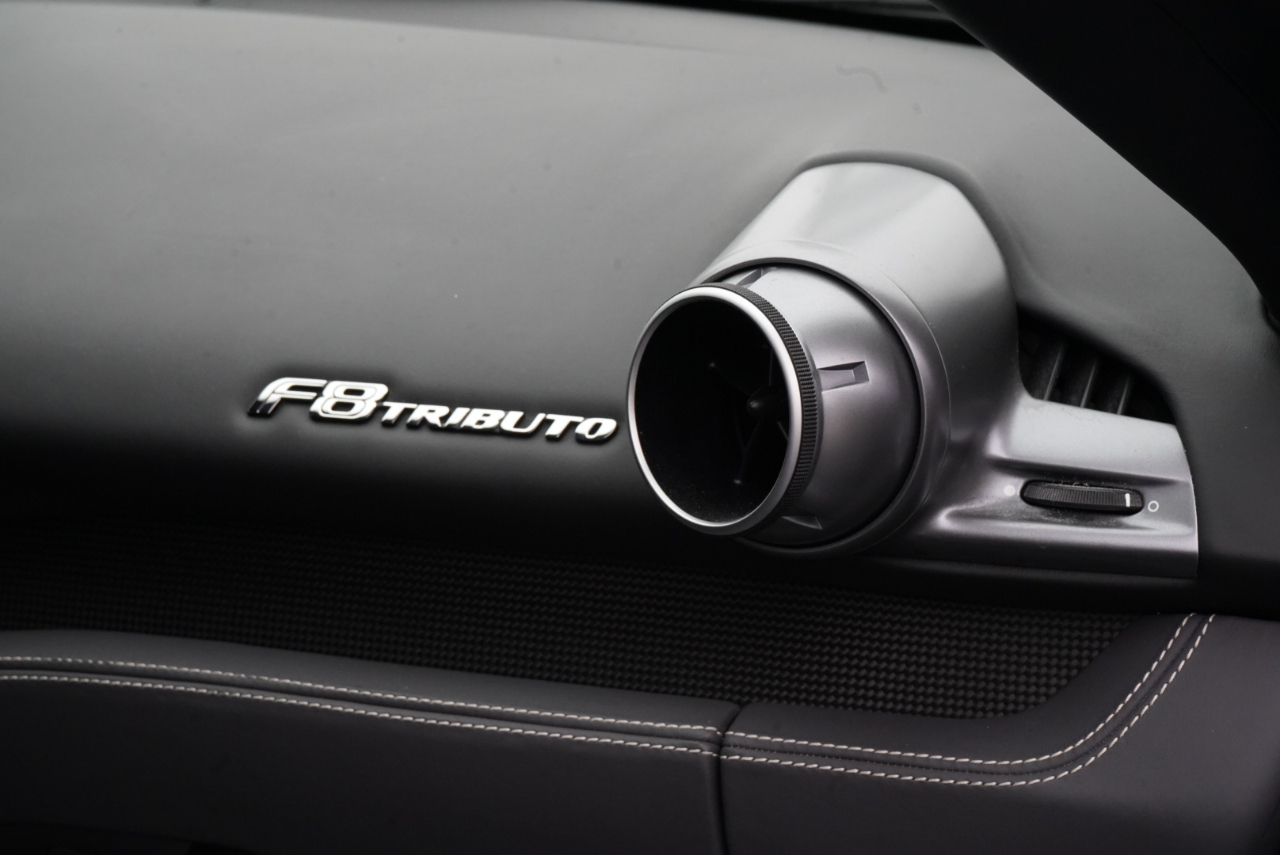 Ferrari F8 Tributo Coupe 2021