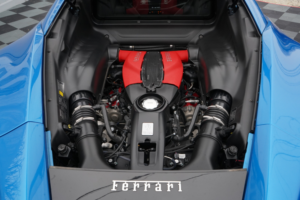 Ferrari F8 Tributo Coupe 2021