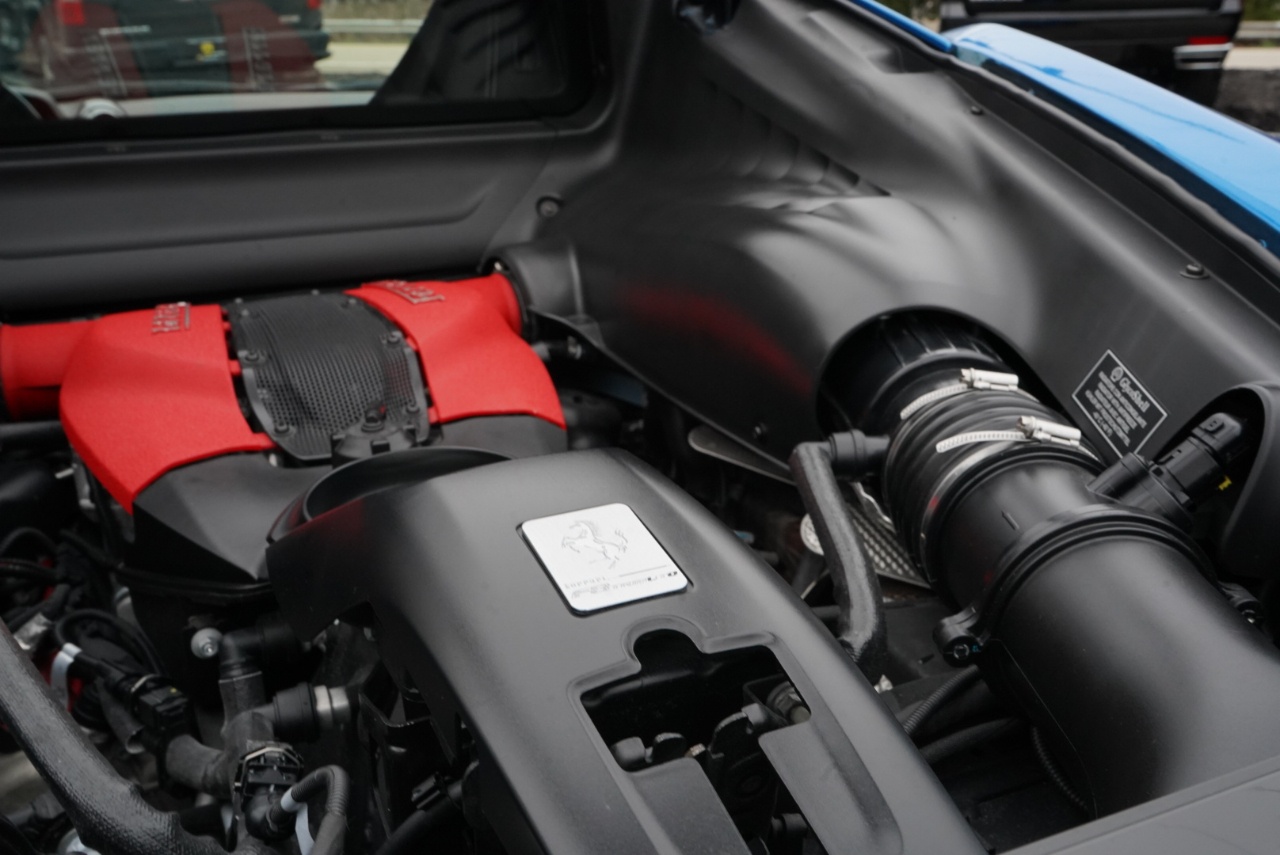 Ferrari F8 Tributo Coupe 2021