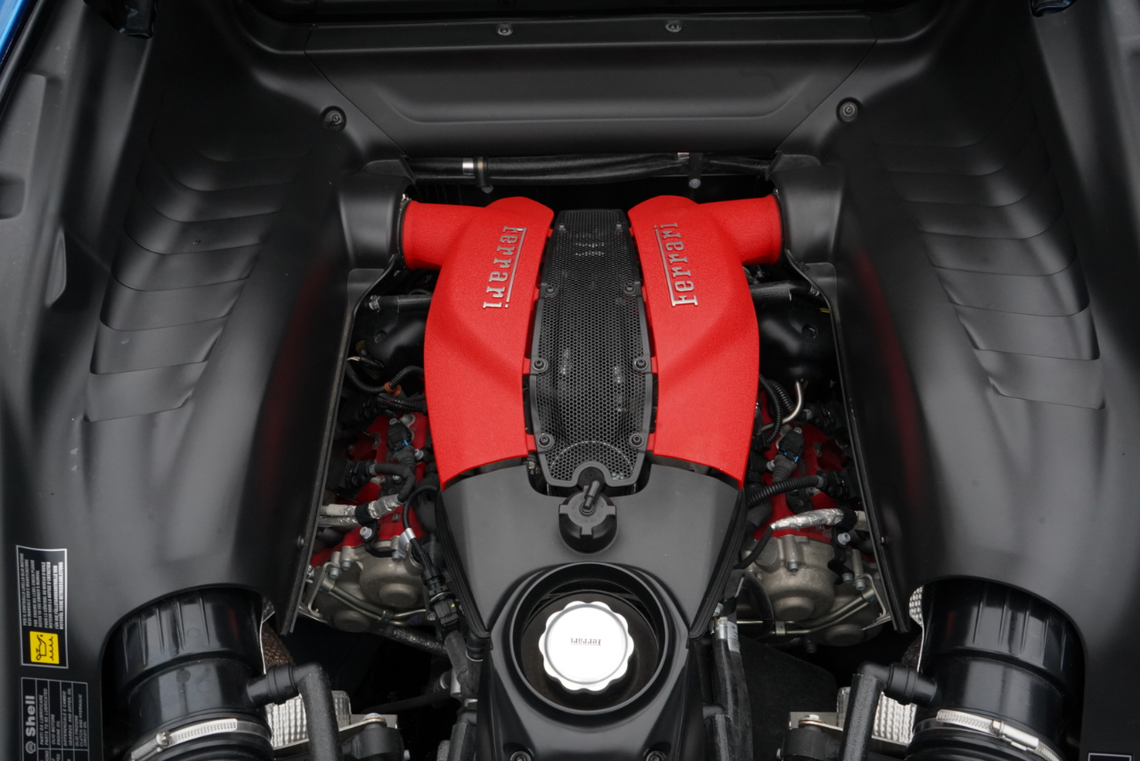 Ferrari F8 Tributo Coupe 2021