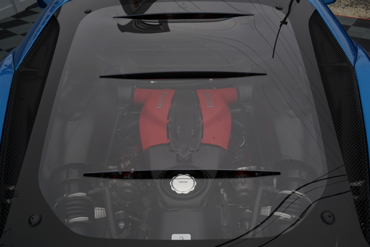 Ferrari F8 Tributo Coupe 2021