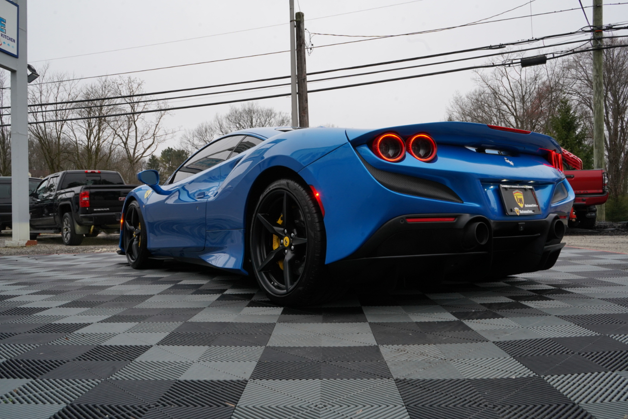 Ferrari F8 Tributo Coupe 2021