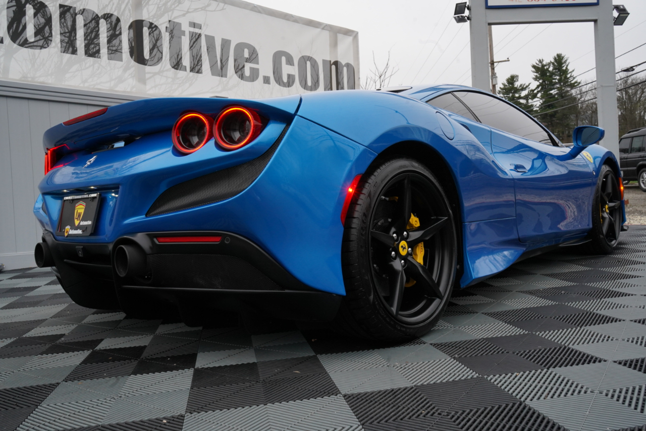 Ferrari F8 Tributo Coupe 2021