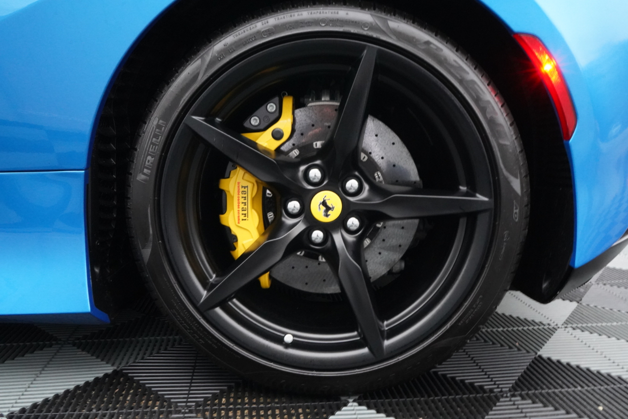 Ferrari F8 Tributo Coupe 2021