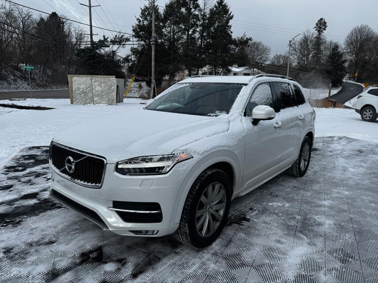 Volvo XC90 AWD 4dr T6 Momentum 2016