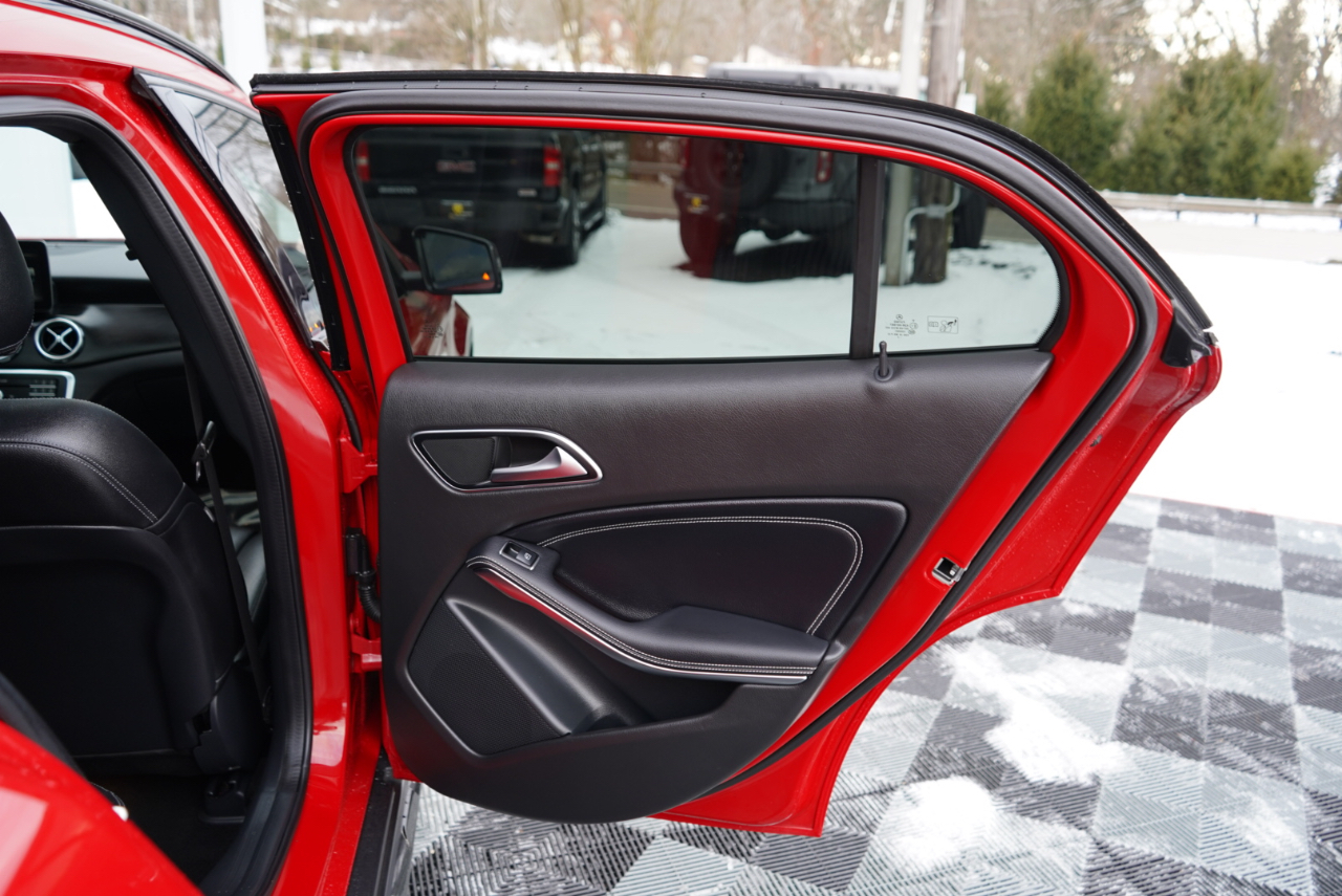 Mercedes-Benz GLA GLA 250 SUV 2018