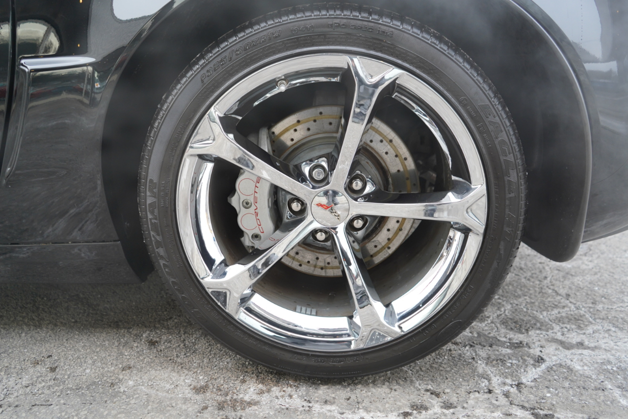 Chevrolet Corvette 2dr Conv Z16 Grand Sport w/2LT 2011