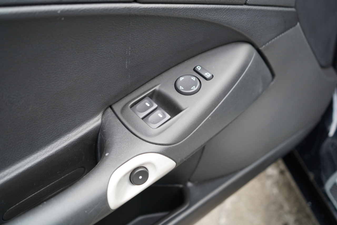 Chevrolet Corvette 2dr Conv Z16 Grand Sport w/2LT 2011