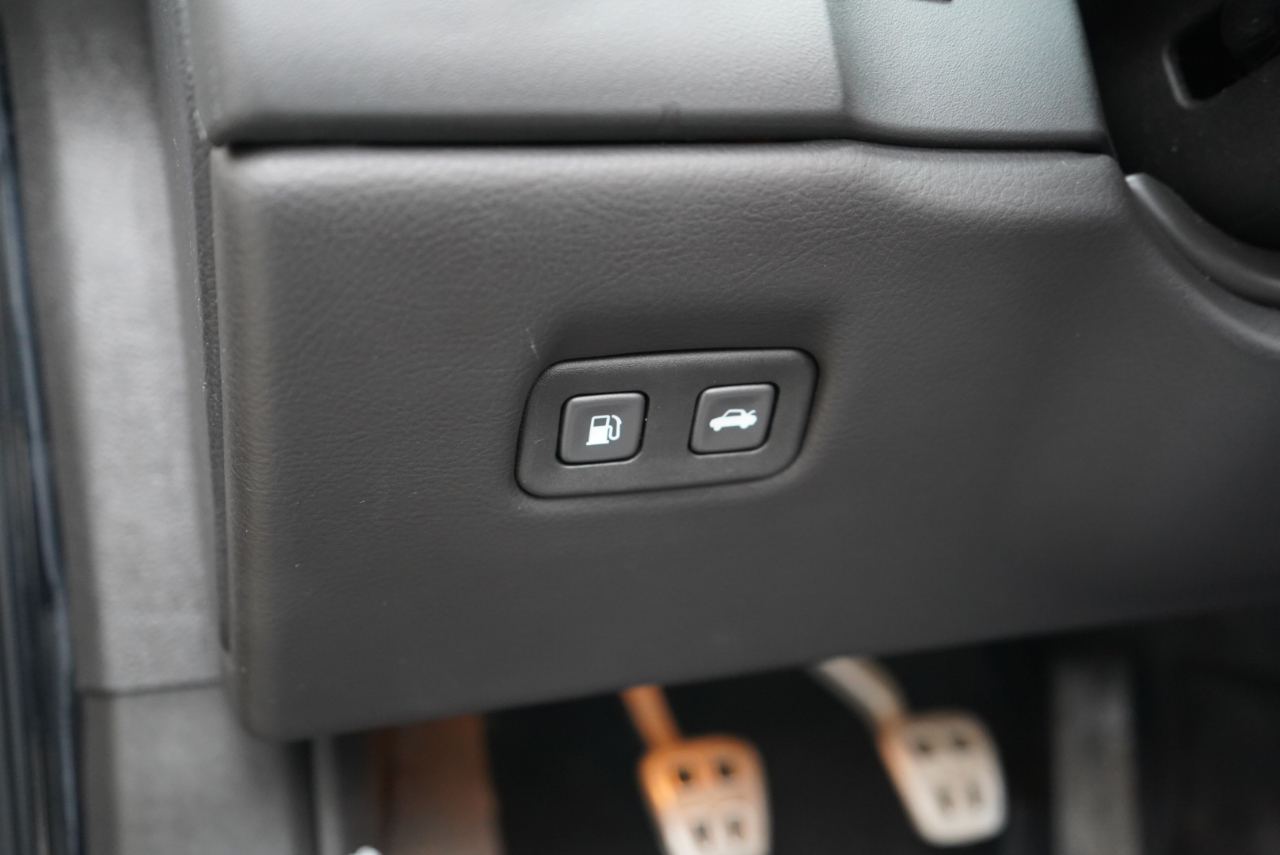 Chevrolet Corvette 2dr Conv Z16 Grand Sport w/2LT 2011