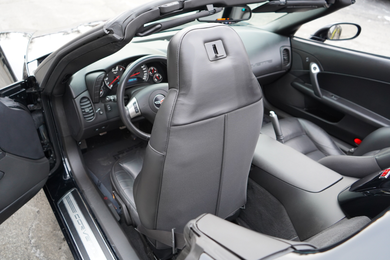 Chevrolet Corvette 2dr Conv Z16 Grand Sport w/2LT 2011