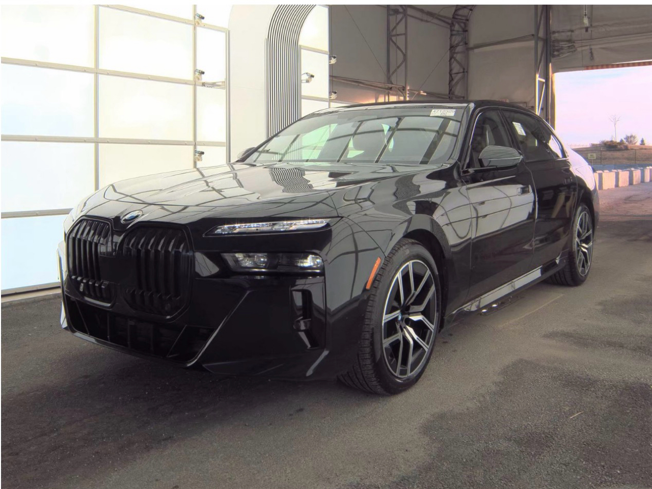 BMW 7 Series 760i xDrive Sedan 2023