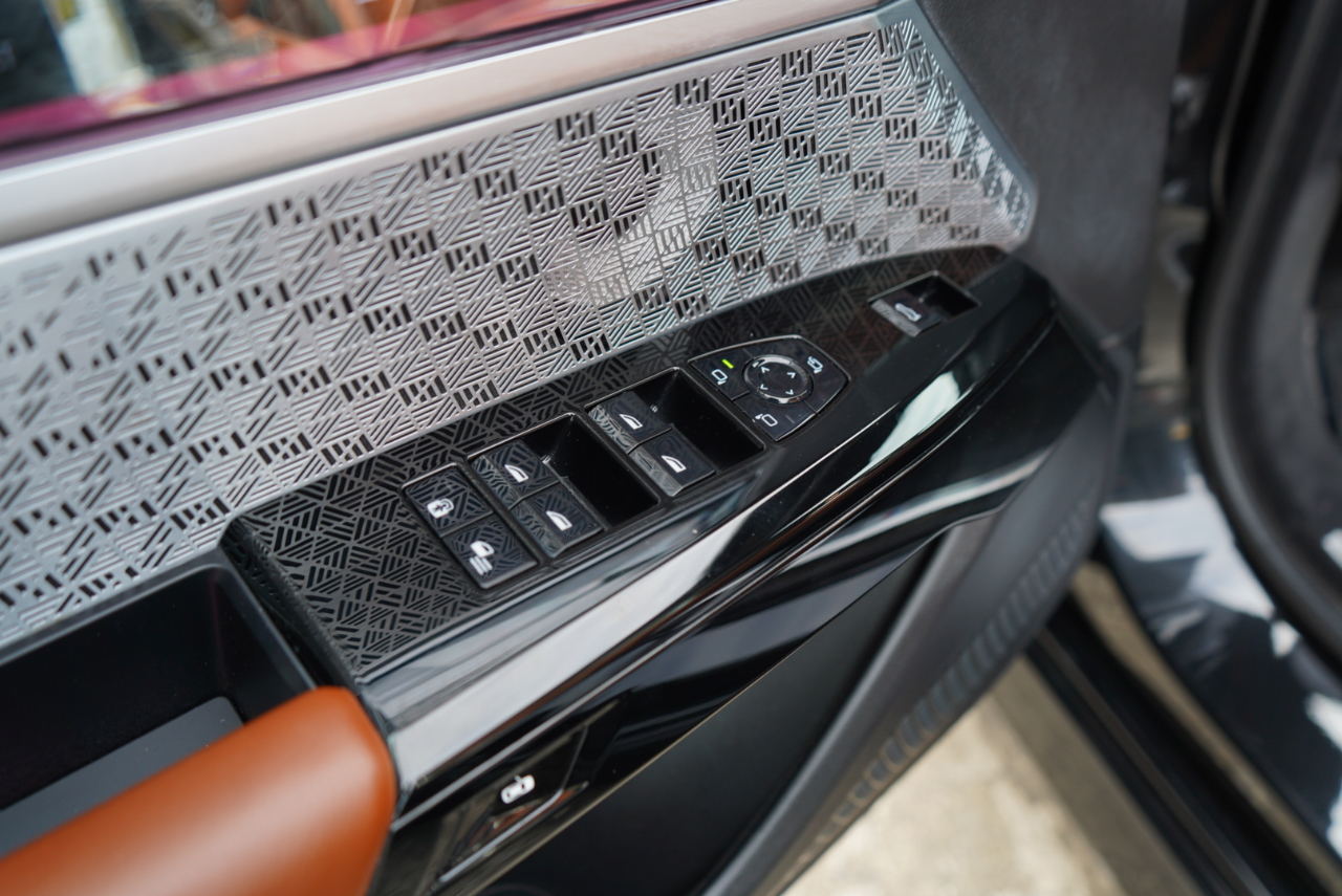 BMW 7 Series 760i xDrive Sedan 2023