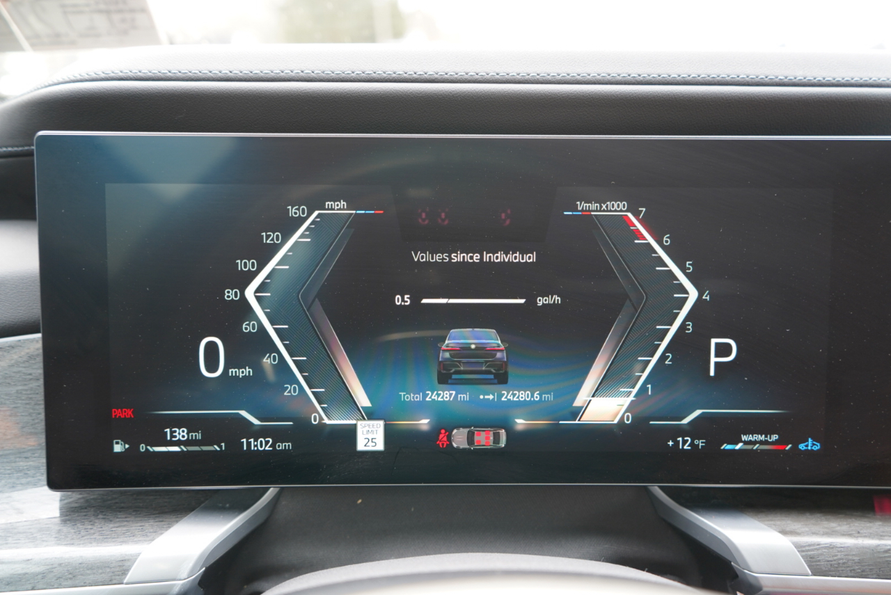 BMW 7 Series 760i xDrive Sedan 2023