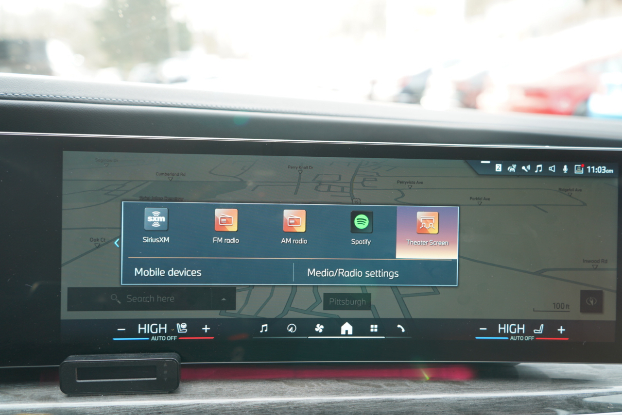 BMW 7 Series 760i xDrive Sedan 2023