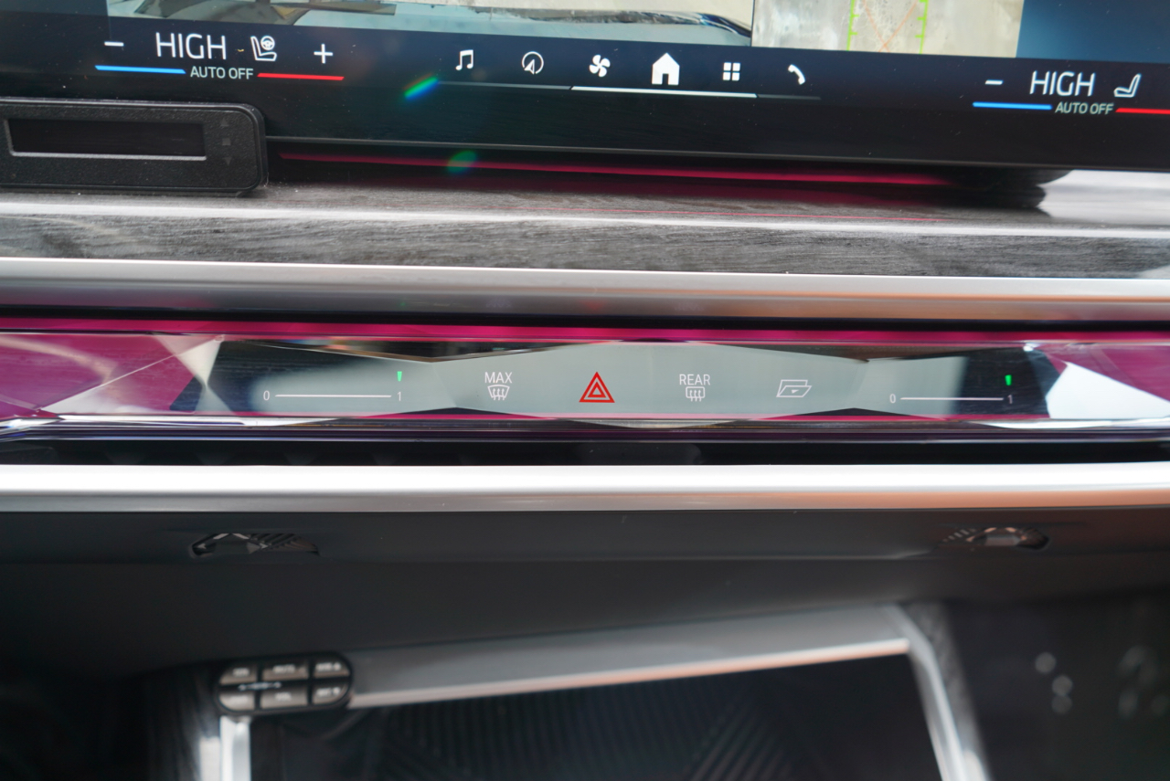 BMW 7 Series 760i xDrive Sedan 2023